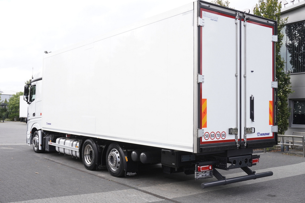 MERCEDES-BENZ Actros 2545 MP5 6×2 E6 / KRONE REFRIGERATOR 40 pallets Bitemperature Doppelstock / high 2.7m - Külmutiga veoauto: pilt 3 MERCEDES-BENZ Actros 2545 MP5 6×2 E6 / KRONE REFRIGERATOR 40 pallets Bitemperature Doppelstock / high 2.7m - Külmutiga veoauto: pilt 3