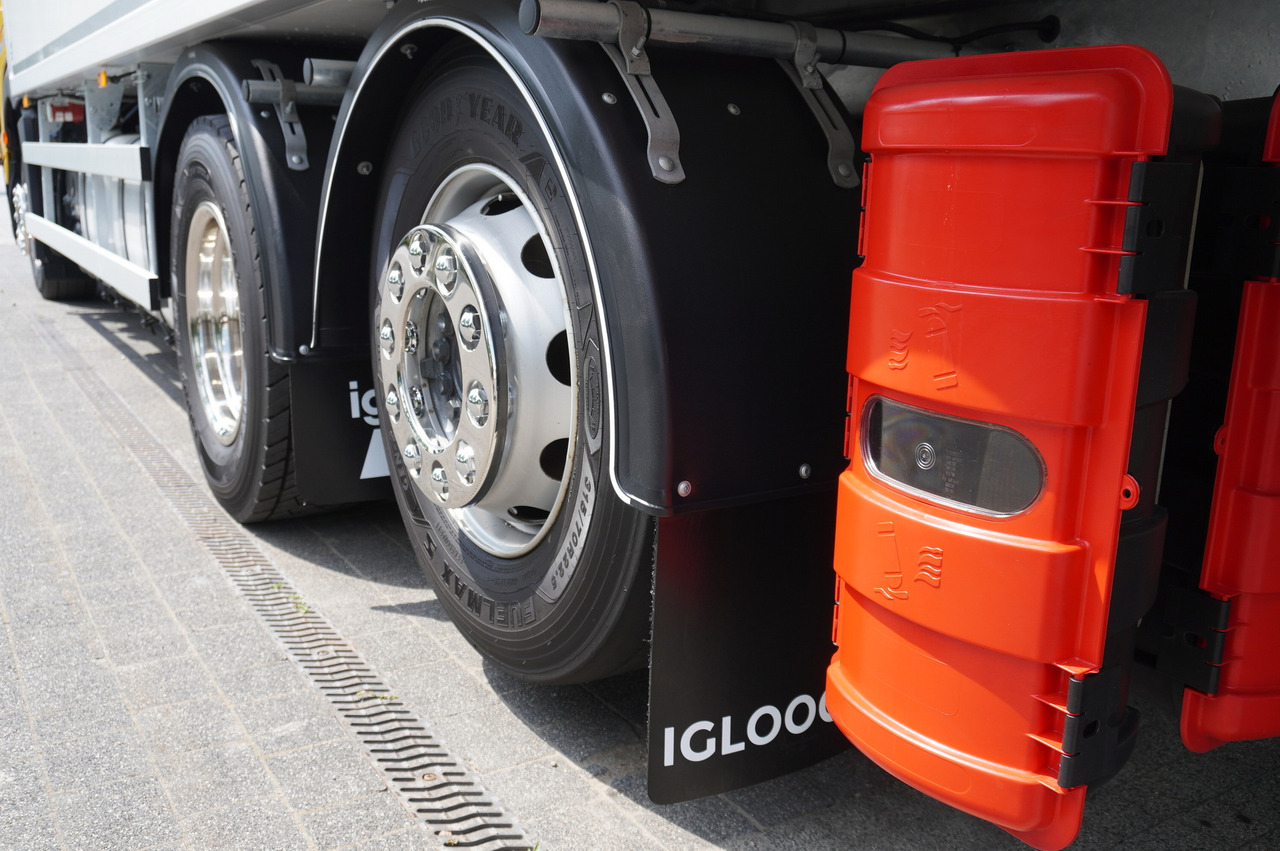 Uus Külmutiga veoauto MERCEDES-BENZ Actros 2545 MP5 6×2 E6 / NEW Igloocar refrigerator / 19 pallets: pilt 7