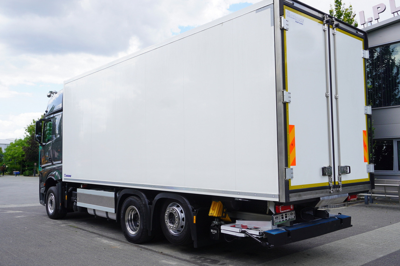 MERCEDES-BENZ Actros 2548 MP5 / Krone Refrigerator Multitemperature / Doppelstock 36 EPAL / GIGA Space cabin - Külmutiga veoauto: pilt 5 MERCEDES-BENZ Actros 2548 MP5 / Krone Refrigerator Multitemperature / Doppelstock 36 EPAL / GIGA Space cabin - Külmutiga veoauto: pilt 5