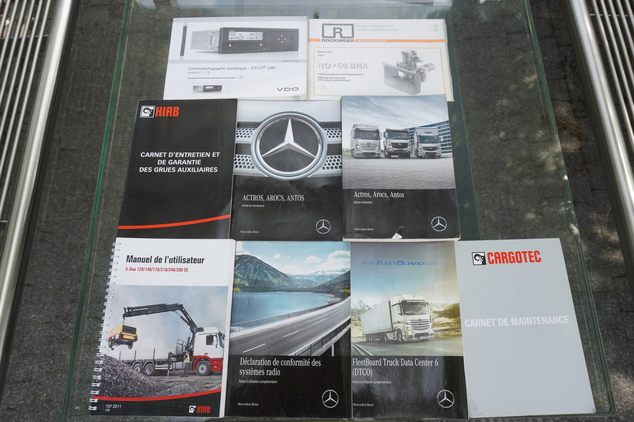 Madelveok/ Platvormveok, Kraanaga veoauto MERCEDES-BENZ Arocs 1833 / 87,000 km!!! / Hds HIAB X-DUO 128 B-2 / three-sided tipper: pilt 30