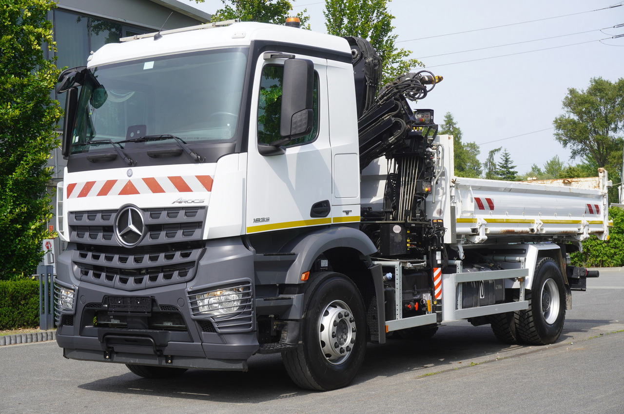 MERCEDES-BENZ Arocs 1833 / 87,000 km!!! / Hds HIAB X-DUO 128 B-2 / three-sided tipper - Kraanaga veoauto, Kraanaga veoauto: pilt 3 MERCEDES-BENZ Arocs 1833 / 87,000 km!!! / Hds HIAB X-DUO 128 B-2 / three-sided tipper - Kraanaga veoauto, Kraanaga veoauto: pilt 3