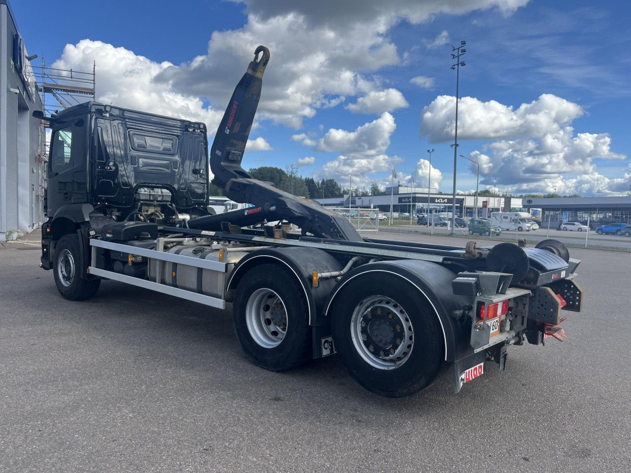 MERCEDES-BENZ Arocs 2543 6x2*4 / 21t Hooklift HIAB ULT21Z56 / 2022 - Konkstõstukiga veoauto: pilt 2 MERCEDES-BENZ Arocs 2543 6x2*4 / 21t Hooklift HIAB ULT21Z56 / 2022 - Konkstõstukiga veoauto: pilt 2