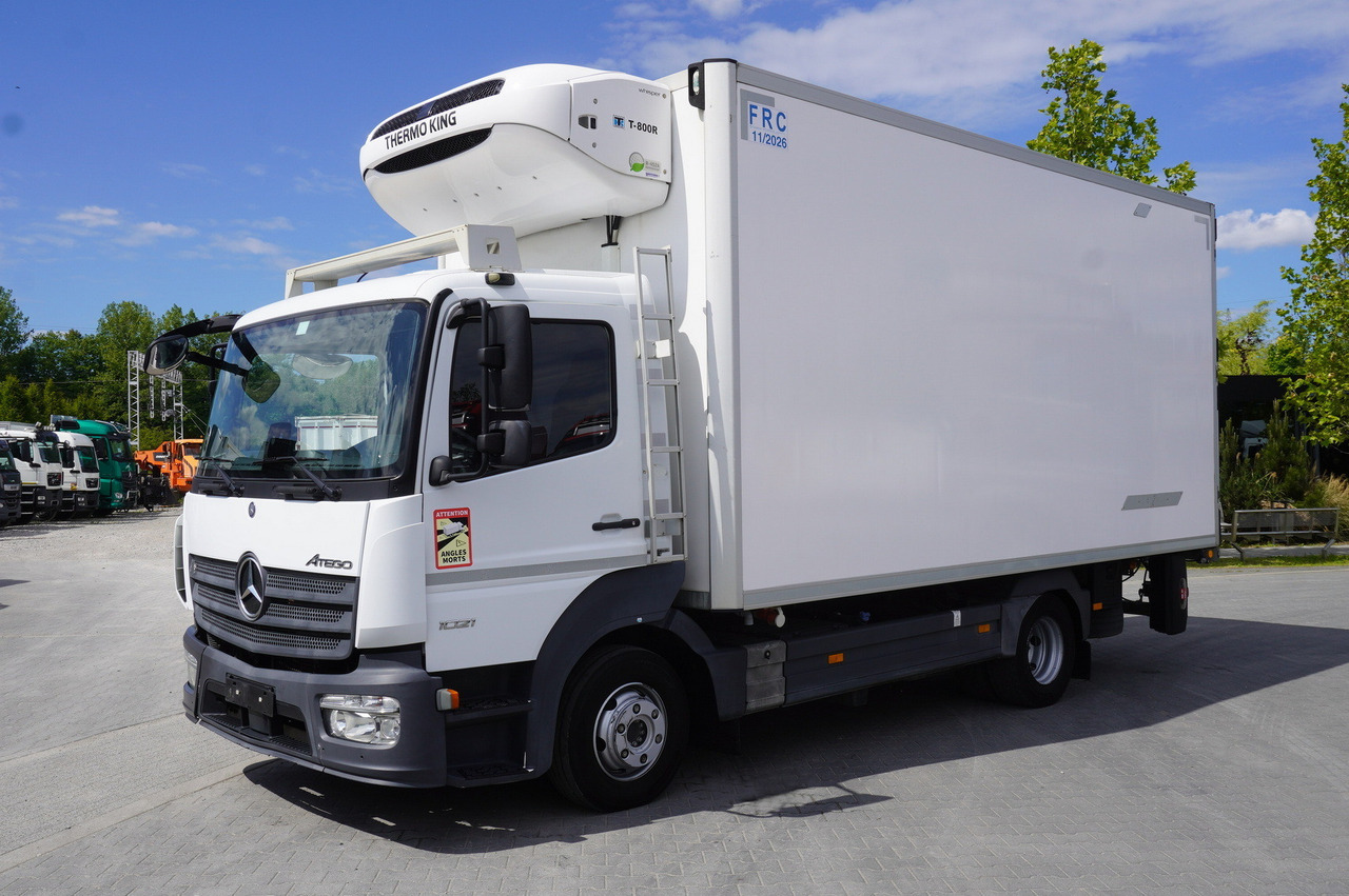 MERCEDES-BENZ Atego 1021 / Lamberet meat hook refrigerator / Carcass elevator 1000 kg / Thermoking T800 R - Külmutiga veoauto, Kraanaga veoauto: pilt 2 MERCEDES-BENZ Atego 1021 / Lamberet meat hook refrigerator / Carcass elevator 1000 kg / Thermoking T800 R - Külmutiga veoauto, Kraanaga veoauto: pilt 2