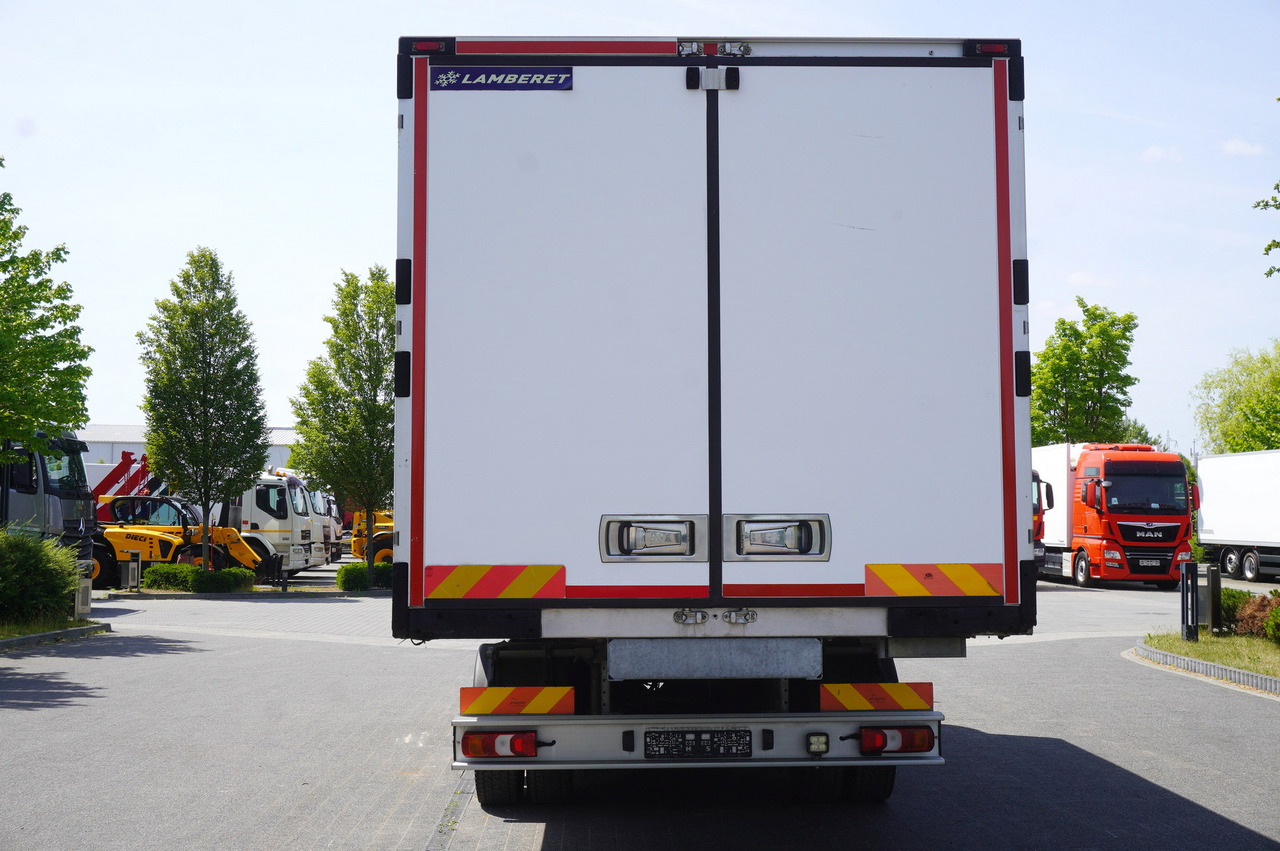 MERCEDES-BENZ Atego 1223 / Lamberet Refrigerator / Full ADR / Sleeper cab / 175 tho. km - Külmutiga veoauto: pilt 4 MERCEDES-BENZ Atego 1223 / Lamberet Refrigerator / Full ADR / Sleeper cab / 175 tho. km - Külmutiga veoauto: pilt 4
