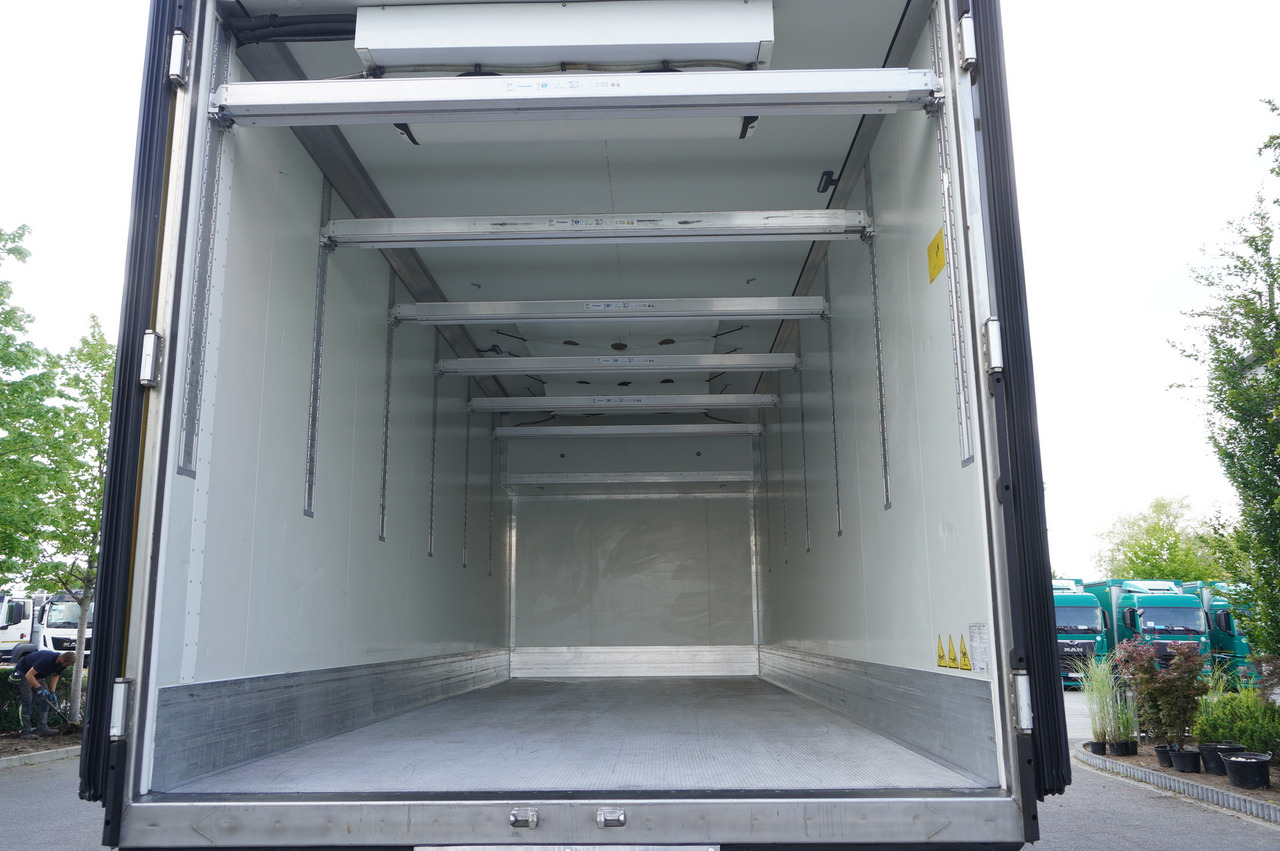 MERCEDES-BENZ Mercedes-Benz Actros 2548 MP5 / Krone Refrigerator Multitemperature / Doppelstock 36 EPAL / GIGA Space cab - Külmutiga veoauto: pilt 4 MERCEDES-BENZ Mercedes-Benz Actros 2548 MP5 / Krone Refrigerator Multitemperature / Doppelstock 36 EPAL / GIGA Space cab - Külmutiga veoauto: pilt 4