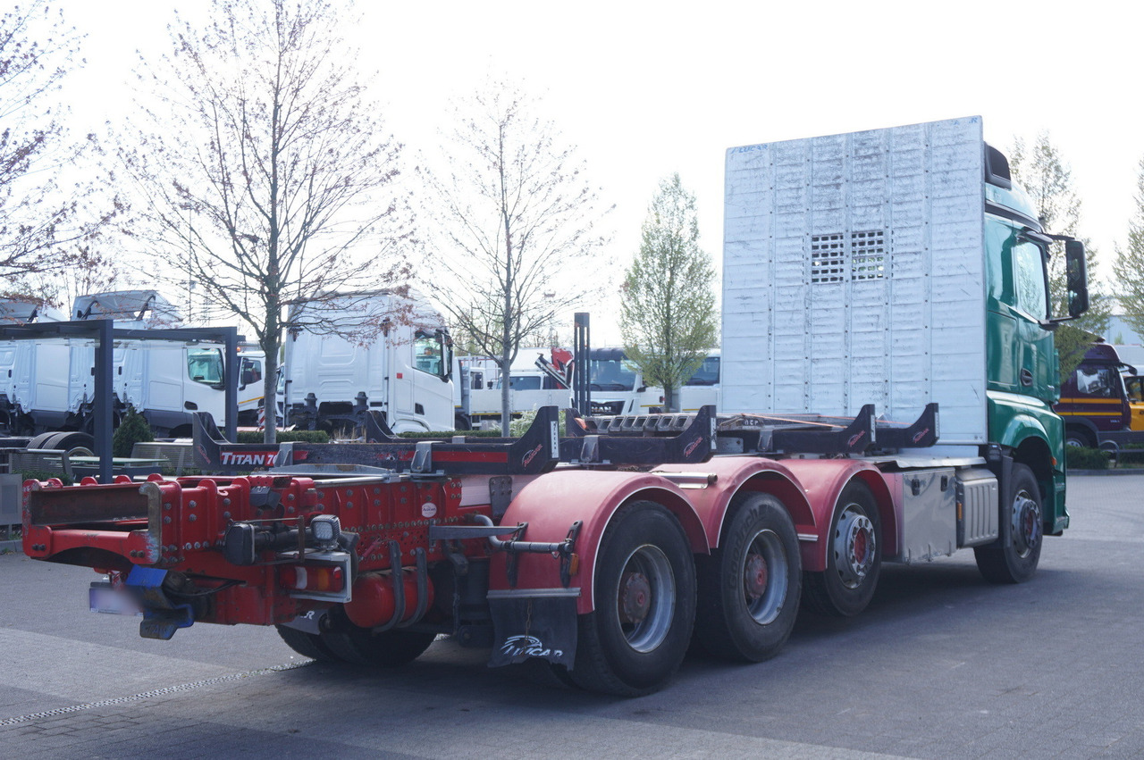 Kraanaga veoauto transporditavad ained puit Mercedes-Benz Arocs 3563 8 × 4 / 630 HP / steered axle / Logging superstructure: pilt 7 Kraanaga veoauto transporditavad ained puit Mercedes-Benz Arocs 3563 8 × 4 / 630 HP / steered axle / Logging superstructure: pilt 7