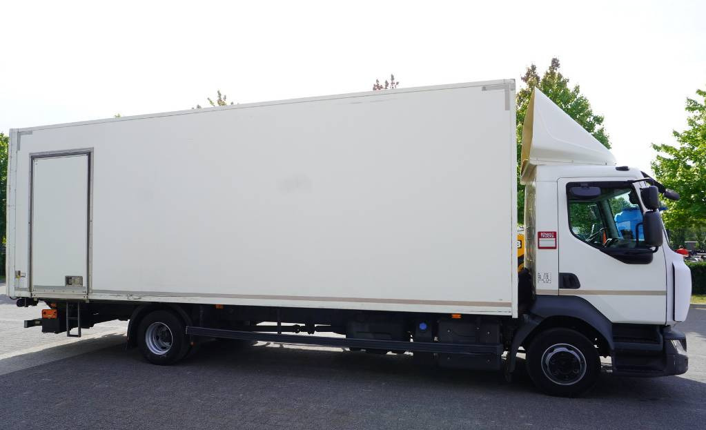 RENAULT D12 E6 / Container 18 pallets / tail lift - Kasti veoauto: pilt 3 RENAULT D12 E6 / Container 18 pallets / tail lift - Kasti veoauto: pilt 3