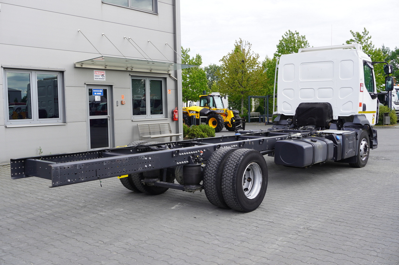 RENAULT D16 / Chassis 7.1 m / Differential lock - Konteinerveduk/ Tõstukiga veoauto: pilt 3 RENAULT D16 / Chassis 7.1 m / Differential lock - Konteinerveduk/ Tõstukiga veoauto: pilt 3