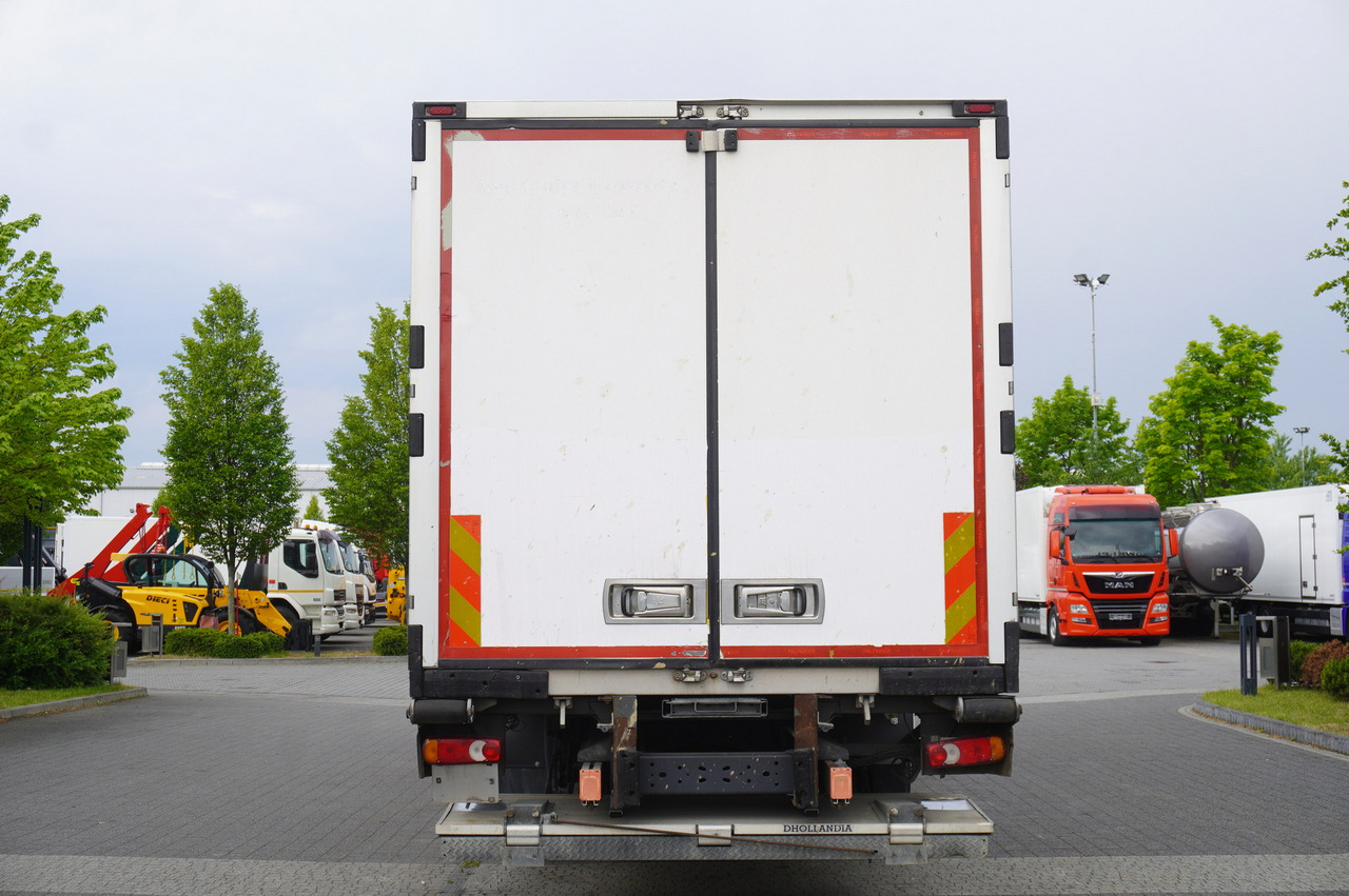 RENAULT D19 WIDE / Lamberet refrigerator Multitemp 22 EPAL / CARRIER SUPRA 1250 MT - Külmutiga veoauto: pilt 3 RENAULT D19 WIDE / Lamberet refrigerator Multitemp 22 EPAL / CARRIER SUPRA 1250 MT - Külmutiga veoauto: pilt 3