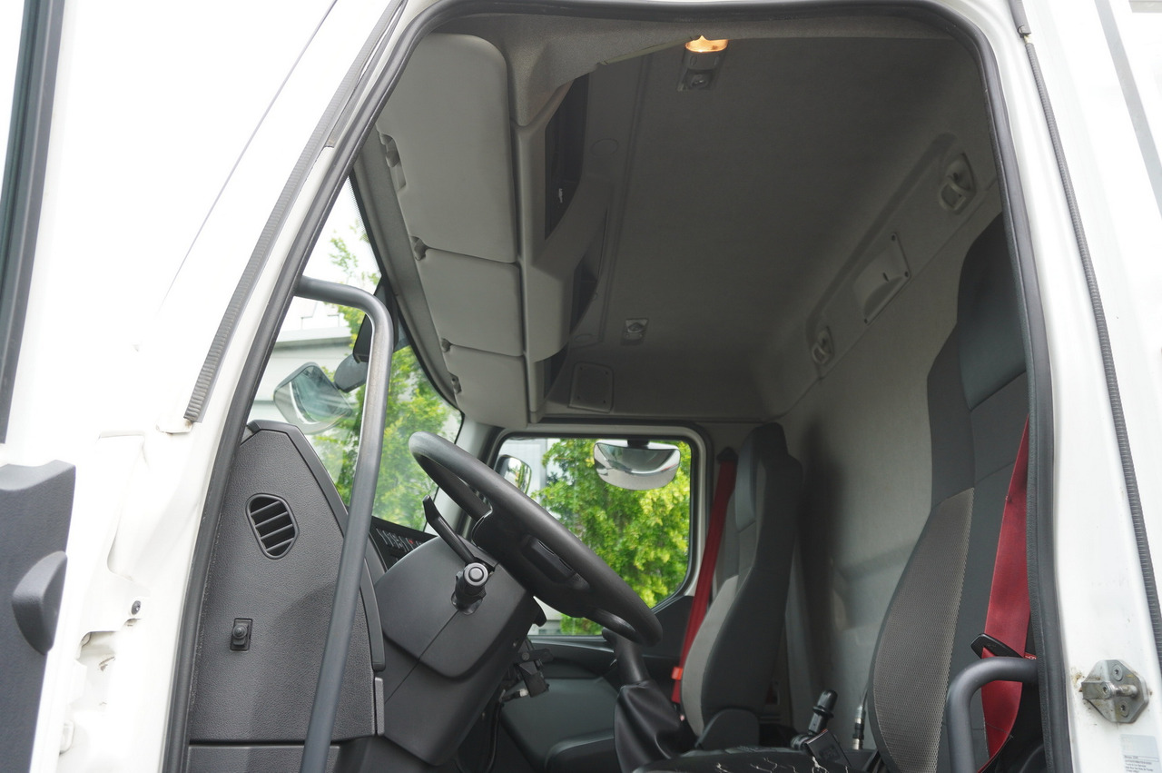 Külmutiga veoauto RENAULT D19 WIDE / Lamberet refrigerator Multitemp 22 EPAL / CARRIER SUPRA 1250 MT: pilt 12