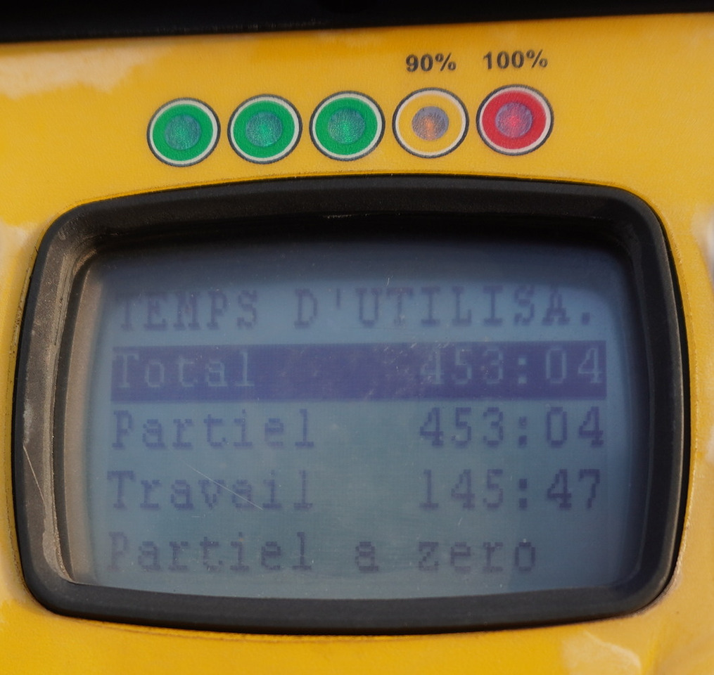 RENAULT RENAULT C320 P 4x2 / FASSI crane 6 T / 140 MTH!!! / range 10 m / Flatbed 15 EPAL / 52 tho. km!!! - Madelveok/ Platvormveok, Kraanaga veoauto: pilt 2 RENAULT RENAULT C320 P 4x2 / FASSI crane 6 T / 140 MTH!!! / range 10 m / Flatbed 15 EPAL / 52 tho. km!!! - Madelveok/ Platvormveok, Kraanaga veoauto: pilt 2