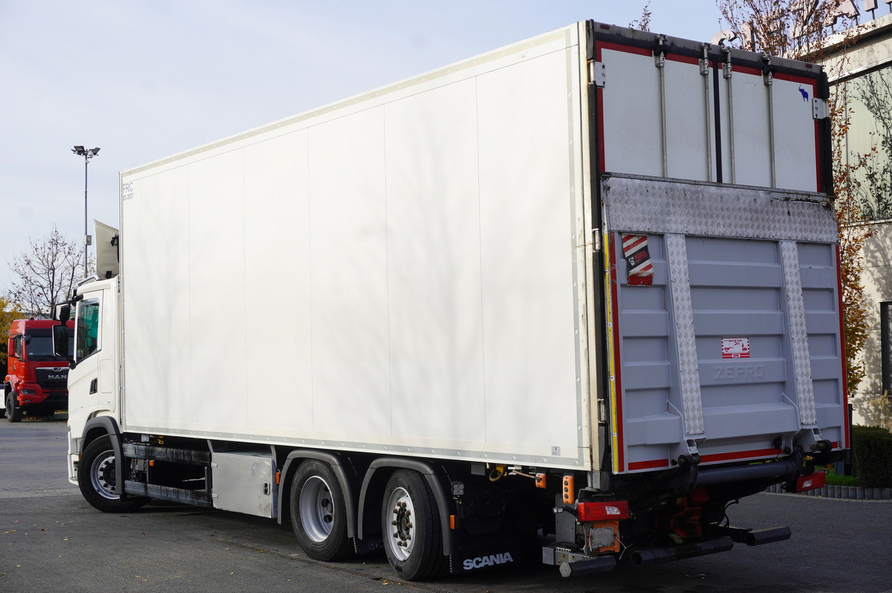 SCANIA G500 6x2 / Schmitz Refrigerator 19 EPAL Multitemperatura / Thermoking T1200R / Steering axle / 280 cm height - Külmutiga veoauto: pilt 3 SCANIA G500 6x2 / Schmitz Refrigerator 19 EPAL Multitemperatura / Thermoking T1200R / Steering axle / 280 cm height - Külmutiga veoauto: pilt 3