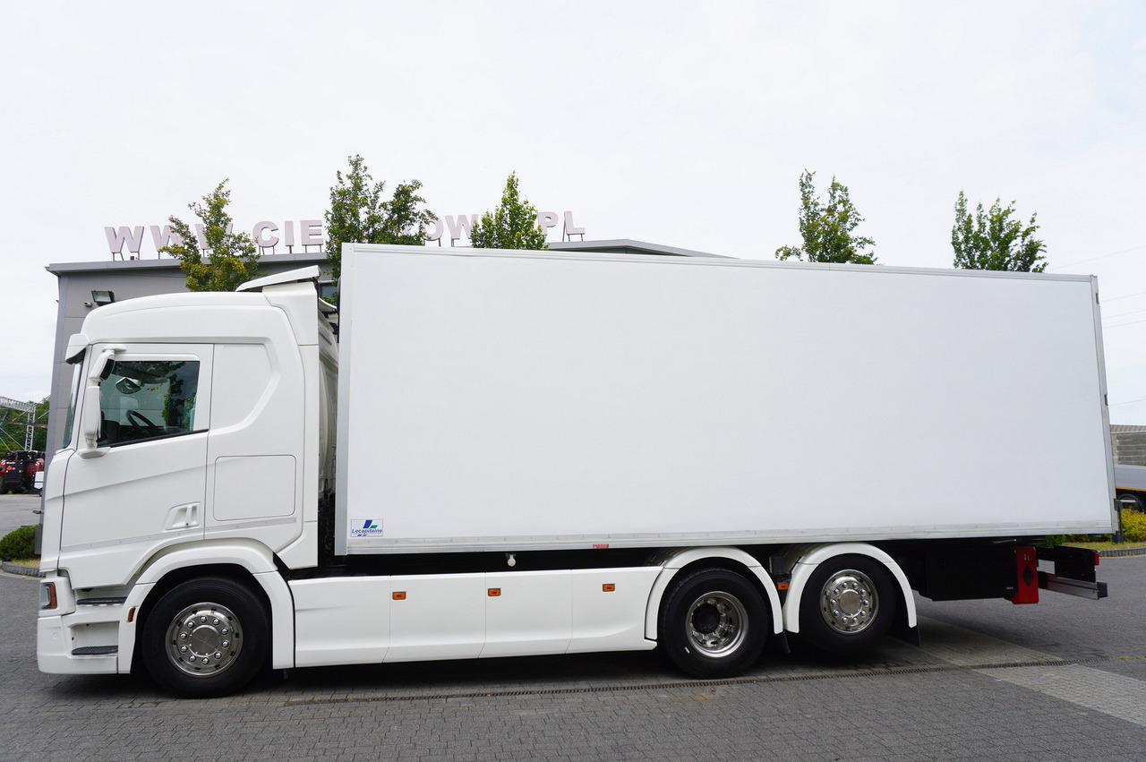 SCANIA R500 / Lecapitaine refrigerator / Carrier Supra 950 / steered 3rd axle - Külmutiga veoauto: pilt 2 SCANIA R500 / Lecapitaine refrigerator / Carrier Supra 950 / steered 3rd axle - Külmutiga veoauto: pilt 2