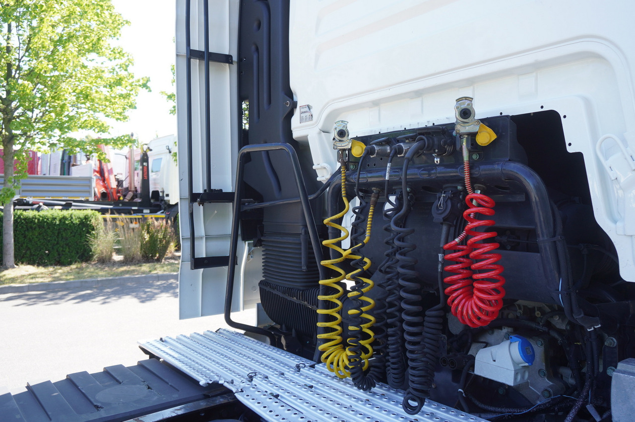 Sadulveok MAN TGX 18.420 tractor unit / 190 tho. km: pilt 13