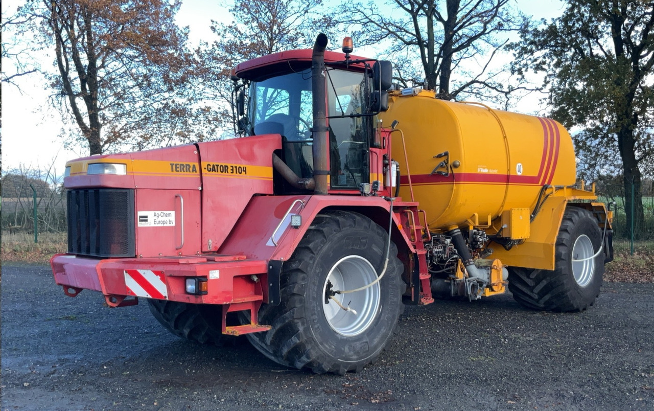 TERRA-GATOR TG 3104 Self-propelled liquid manure spreader - Sõnnikulaotur: pilt 1 TERRA-GATOR TG 3104 Self-propelled liquid manure spreader - Sõnnikulaotur: pilt 1