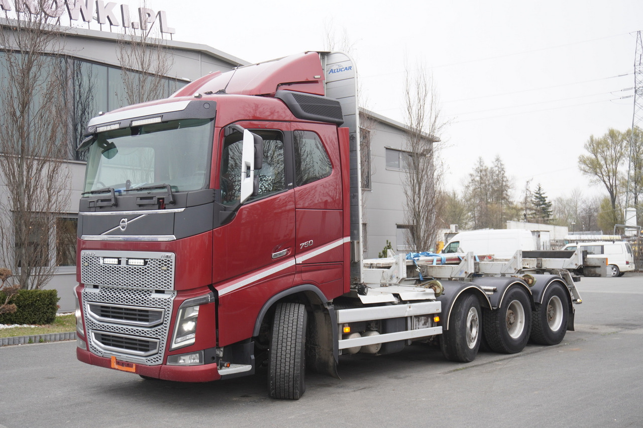 VOLVO FH16 750 / Frame 8 m / 750 HP! / 2021 / stanchion superstructure - Kabiinišassiiga veoauto: pilt 1 VOLVO FH16 750 / Frame 8 m / 750 HP! / 2021 / stanchion superstructure - Kabiinišassiiga veoauto: pilt 1