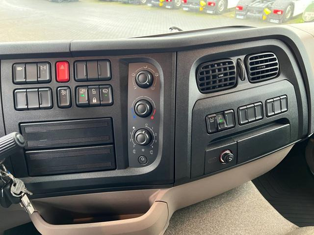 DAF XB 290 FA 16 to. Curtainsider LBW 1.5 Tonnen AHK - Tent veoauto: pilt 5 DAF XB 290 FA 16 to. Curtainsider LBW 1.5 Tonnen AHK - Tent veoauto: pilt 5