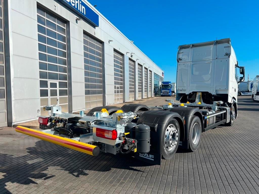 DAF XG 480 FAN SDG Multi Standk Intarder MODELL 2025 - Konteinerveduk/ Tõstukiga veoauto: pilt 4 DAF XG 480 FAN SDG Multi Standk Intarder MODELL 2025 - Konteinerveduk/ Tõstukiga veoauto: pilt 4