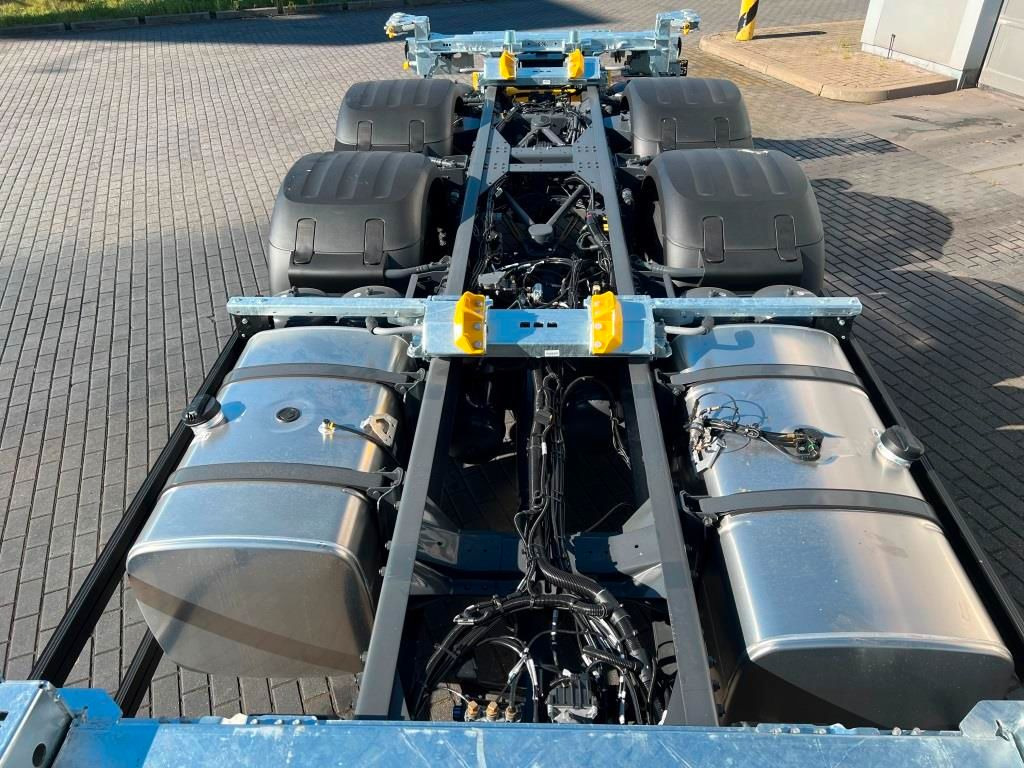 DAF XG 480 FAN SDG Multi Standk Intarder MODELL 2025 - Konteinerveduk/ Tõstukiga veoauto: pilt 5 DAF XG 480 FAN SDG Multi Standk Intarder MODELL 2025 - Konteinerveduk/ Tõstukiga veoauto: pilt 5
