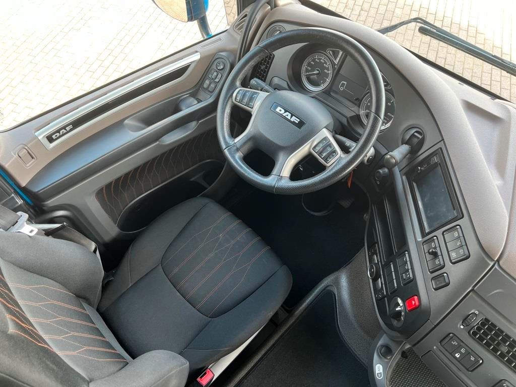 DAF XF 530 FT SSC Retarder Standklima Navigation - Sadulveok: pilt 5 DAF XF 530 FT SSC Retarder Standklima Navigation - Sadulveok: pilt 5
