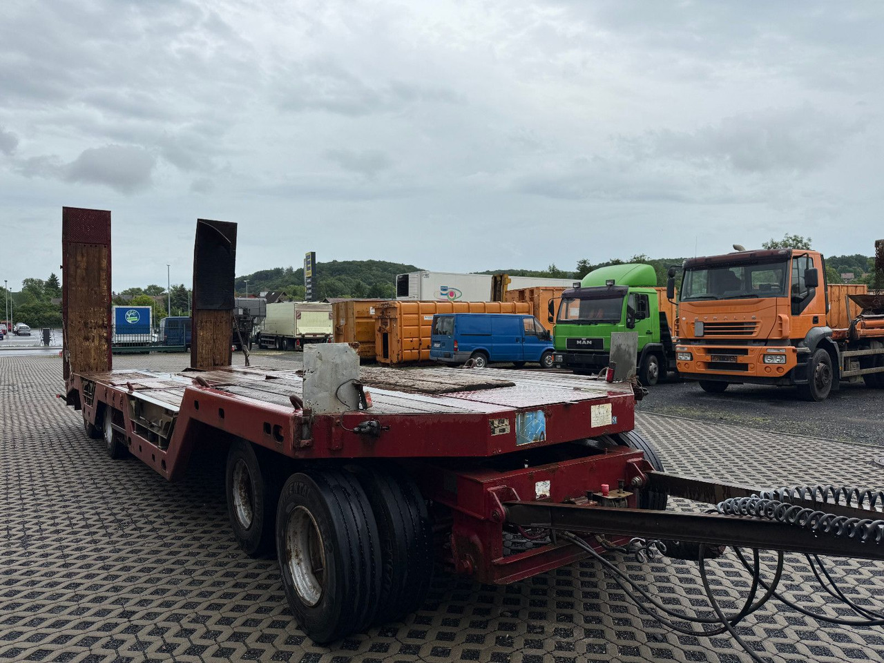 DEMMLER TÜ 4 Mit Radmulden 40To - Madal platvorm järelhaagis: pilt 3 DEMMLER TÜ 4 Mit Radmulden 40To - Madal platvorm järelhaagis: pilt 3