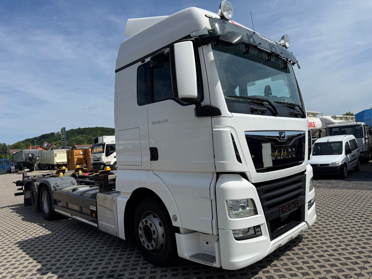 MAN TGX 26,470 6X2 BDF - Konteinerveduk/ Tõstukiga veoauto: pilt 3 MAN TGX 26,470 6X2 BDF - Konteinerveduk/ Tõstukiga veoauto: pilt 3