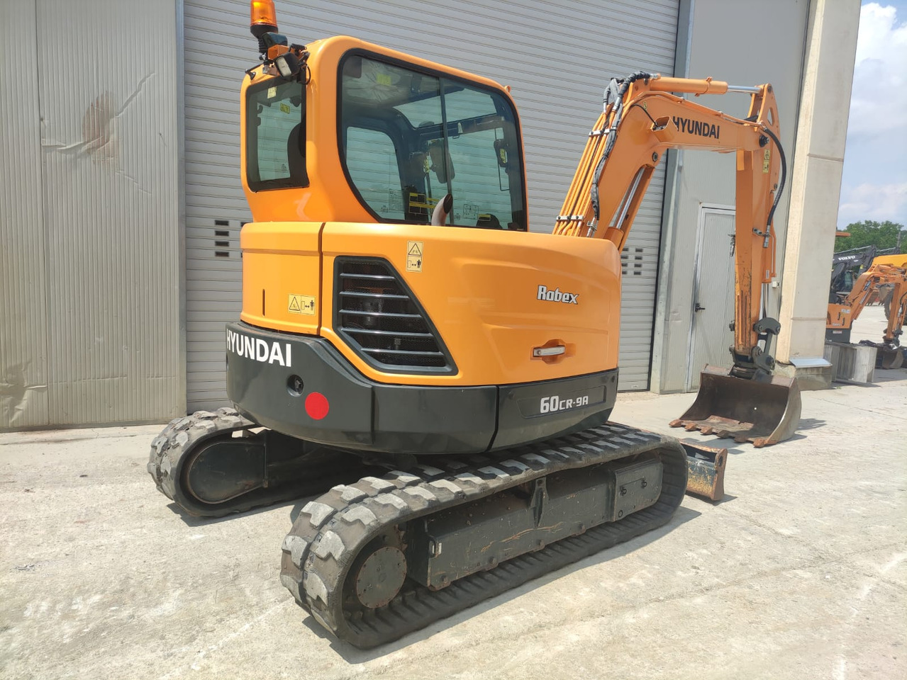 HYUNDAI R60CR-9A - Miniekskavaator: pilt 4 HYUNDAI R60CR-9A - Miniekskavaator: pilt 4