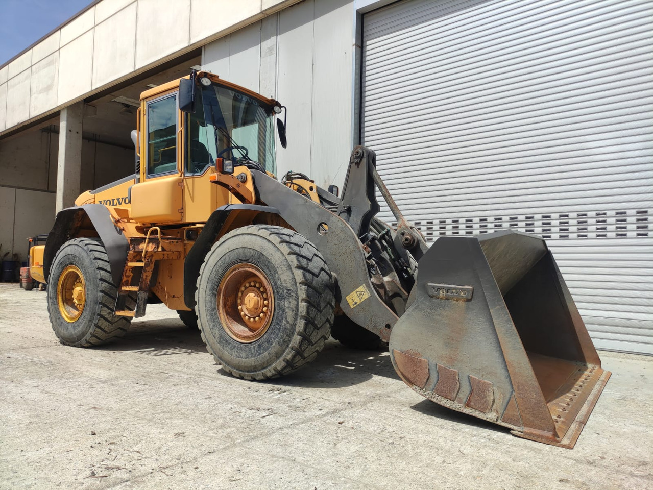 VOLVO L90E - Rataslaadur: pilt 3 VOLVO L90E - Rataslaadur: pilt 3
