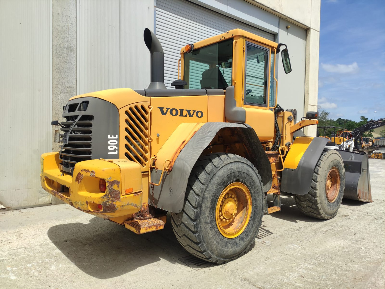 VOLVO L90E - Rataslaadur: pilt 4 VOLVO L90E - Rataslaadur: pilt 4