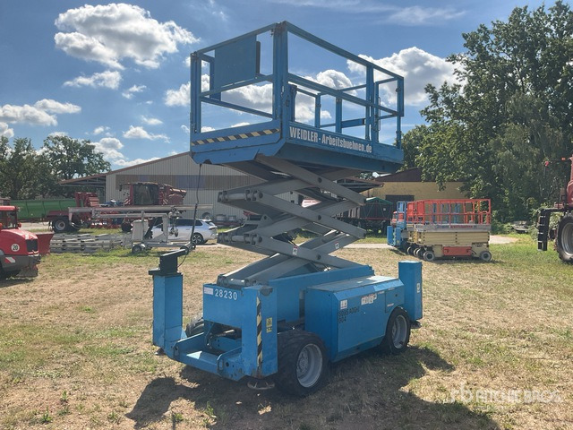 2007 Genie GS2668RT 4x4 Diesel Scissor Lift - Käärlift: pilt 4 2007 Genie GS2668RT 4x4 Diesel Scissor Lift - Käärlift: pilt 4