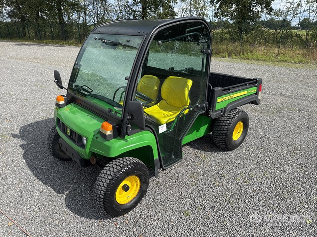 2014 John Deere Gator 4x2 Electric Utility Vehicle - ATV: pilt 2 2014 John Deere Gator 4x2 Electric Utility Vehicle - ATV: pilt 2