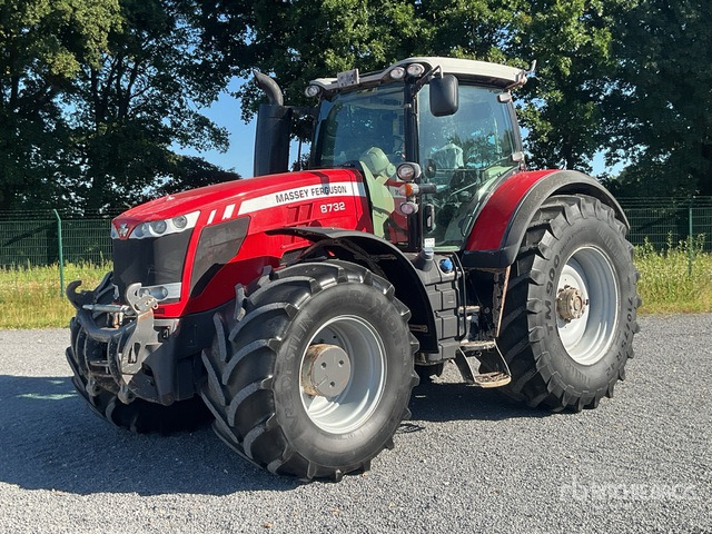 2015 Massey Ferguson 8732 Dyna-VT 4WD Tractor - Traktor: pilt 2 2015 Massey Ferguson 8732 Dyna-VT 4WD Tractor - Traktor: pilt 2