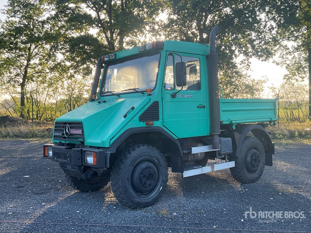 1998 Mercedes-Benz U90 4x4 Utility Truck - Kommunaal-/ Erisõiduk, Madelveok/ Platvormveok: pilt 2 1998 Mercedes-Benz U90 4x4 Utility Truck - Kommunaal-/ Erisõiduk, Madelveok/ Platvormveok: pilt 2