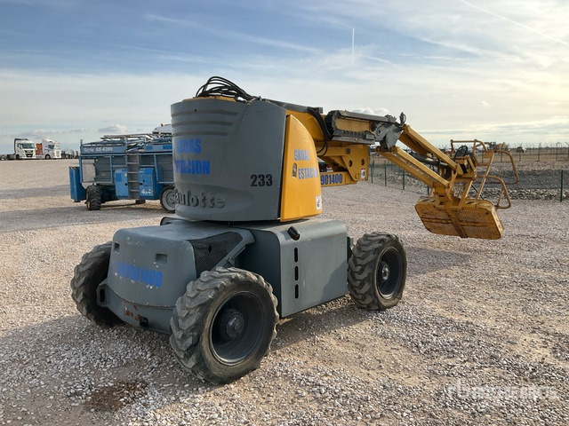 2007 Haulotte HA12PX 4WD Diesel Articulating Boom Lift - Liigendpoom: pilt 2 2007 Haulotte HA12PX 4WD Diesel Articulating Boom Lift - Liigendpoom: pilt 2