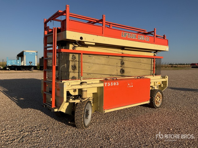 2007 Liftlux SL153-12 Electric (Inoperable) Scissor Lift - Käärlift: pilt 2 2007 Liftlux SL153-12 Electric (Inoperable) Scissor Lift - Käärlift: pilt 2