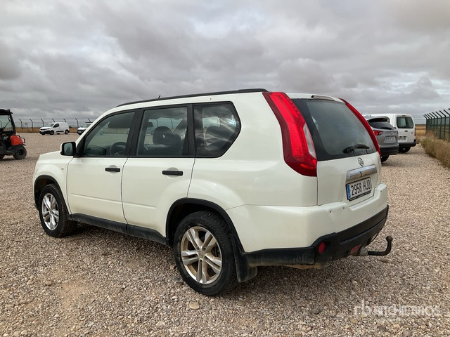 2012 Nissan X-Trail Automobile - Maastur: pilt 2 2012 Nissan X-Trail Automobile - Maastur: pilt 2