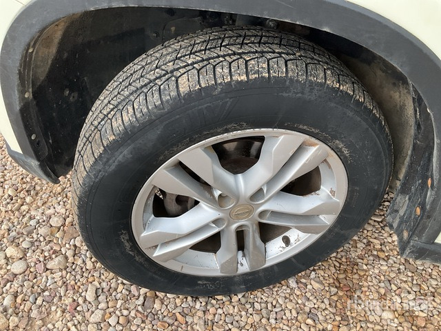 2012 Nissan X-Trail Automobile - Maastur: pilt 4 2012 Nissan X-Trail Automobile - Maastur: pilt 4