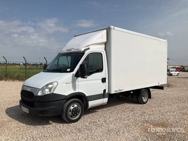 2013 Iveco Daily 35C15 4x2 Van Truck - Kaubik: pilt 1 2013 Iveco Daily 35C15 4x2 Van Truck - Kaubik: pilt 1