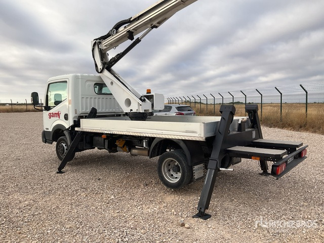 2015 Nissan NT400 Cabstar 2015 Oil&Steel Scorpion 1812 Sm ... Bucket Truck - Veoautolt tõusev platvorm: pilt 2 2015 Nissan NT400 Cabstar 2015 Oil&Steel Scorpion 1812 Sm ... Bucket Truck - Veoautolt tõusev platvorm: pilt 2