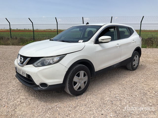 2015 Nissan Qashqai SUV - Maastur: pilt 2 2015 Nissan Qashqai SUV - Maastur: pilt 2