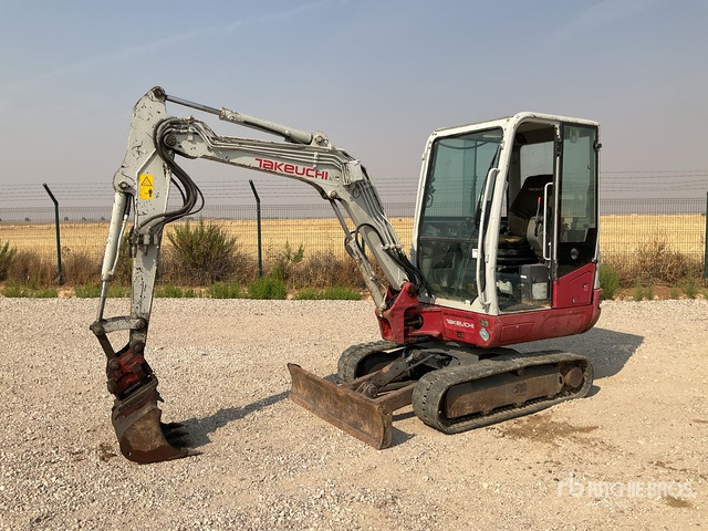2015 Takeuchi TB230 Mini Excavator: <6.6t - Miniekskavaator: pilt 1 2015 Takeuchi TB230 Mini Excavator: <6.6t - Miniekskavaator: pilt 1