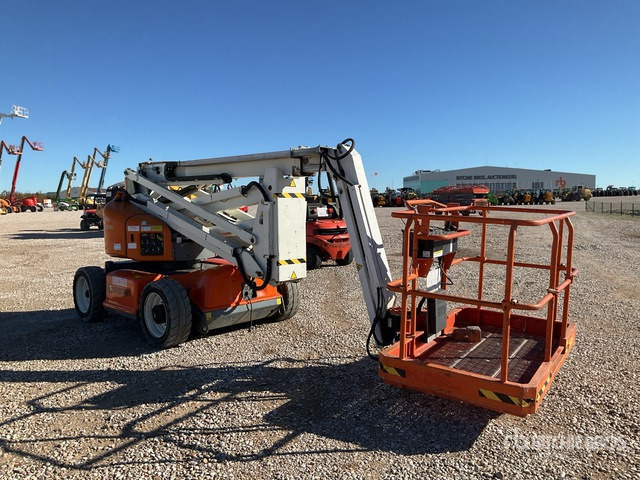 2016 Snorkel A46JE 2WD Diesel Articulating Boom Lift - Liigendpoom: pilt 3 2016 Snorkel A46JE 2WD Diesel Articulating Boom Lift - Liigendpoom: pilt 3