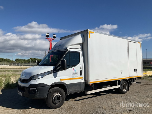2019 Iveco Daily 70C18 4x2 Van Truck - Kasti veoauto: pilt 2 2019 Iveco Daily 70C18 4x2 Van Truck - Kasti veoauto: pilt 2