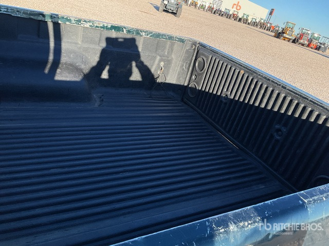 2021 Toyota Hilux 4x4 Crew Cab Pickup - Pikap: pilt 4 2021 Toyota Hilux 4x4 Crew Cab Pickup - Pikap: pilt 4