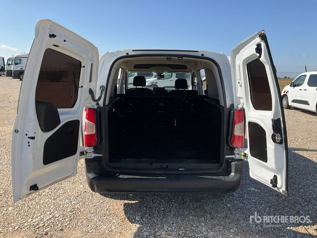 2022 Toyota Proace City Verso 5 Passenger Van - Väikebuss, Mikrobuss: pilt 4 2022 Toyota Proace City Verso 5 Passenger Van - Väikebuss, Mikrobuss: pilt 4