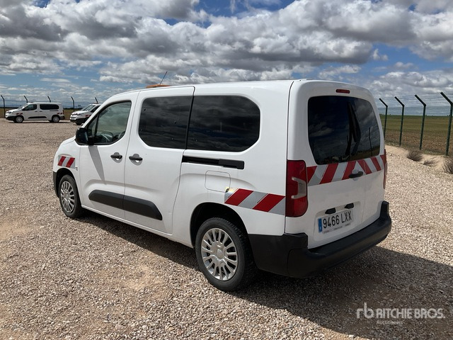 2022 Toyota Proace City Verso 5 Passenger Van - Väikebuss, Mikrobuss: pilt 3 2022 Toyota Proace City Verso 5 Passenger Van - Väikebuss, Mikrobuss: pilt 3