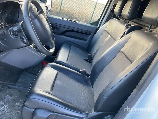 Tarbesõiduk 2021 Peugeot Expert Cargo Van: pilt 6