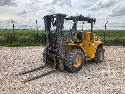 UROMAC DTH2500D 4x4 - Ebatasasel maastikul kohanduv kahveltõstuk: pilt 1 UROMAC DTH2500D 4x4 - Ebatasasel maastikul kohanduv kahveltõstuk: pilt 1
