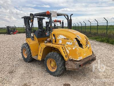 UROMAC DTH2500D 4x4 - Ebatasasel maastikul kohanduv kahveltõstuk: pilt 2 UROMAC DTH2500D 4x4 - Ebatasasel maastikul kohanduv kahveltõstuk: pilt 2