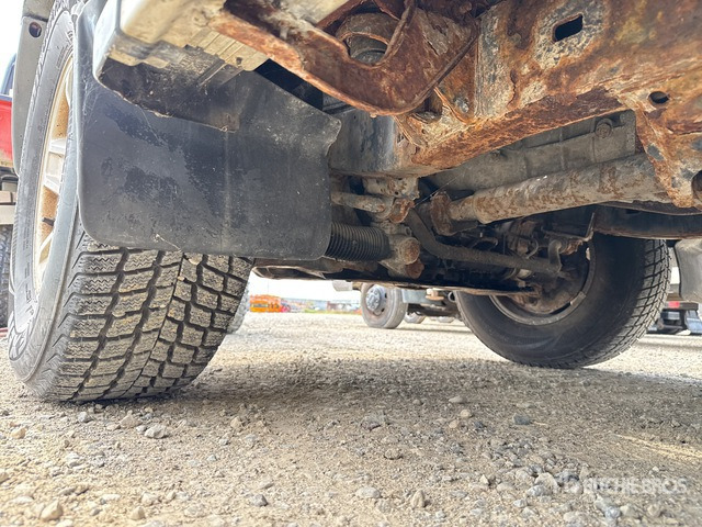 1998 Toyota Land Cruiser SUV Sport Utility Vehicle - Maastur: pilt 5 1998 Toyota Land Cruiser SUV Sport Utility Vehicle - Maastur: pilt 5